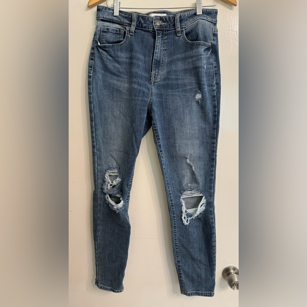 Studio Blue size 30 Distressed Blue Jeans for Women